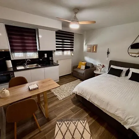 The Calm Retreat Lägenhet Tríkala